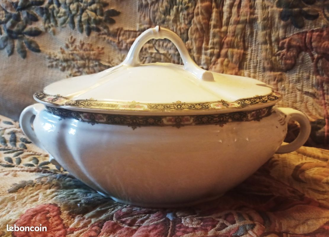 Quatre pièces de service ancien porcelaine Limoges (image 3)