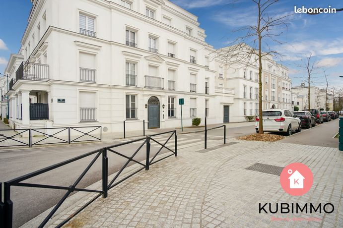 https://img.leboncoin.fr/api/v1/lbcpb1/images/1d/07/25/1d0725ef5b4abdefbedd168b443dfce79059c0bf.jpg?rule=ad-image