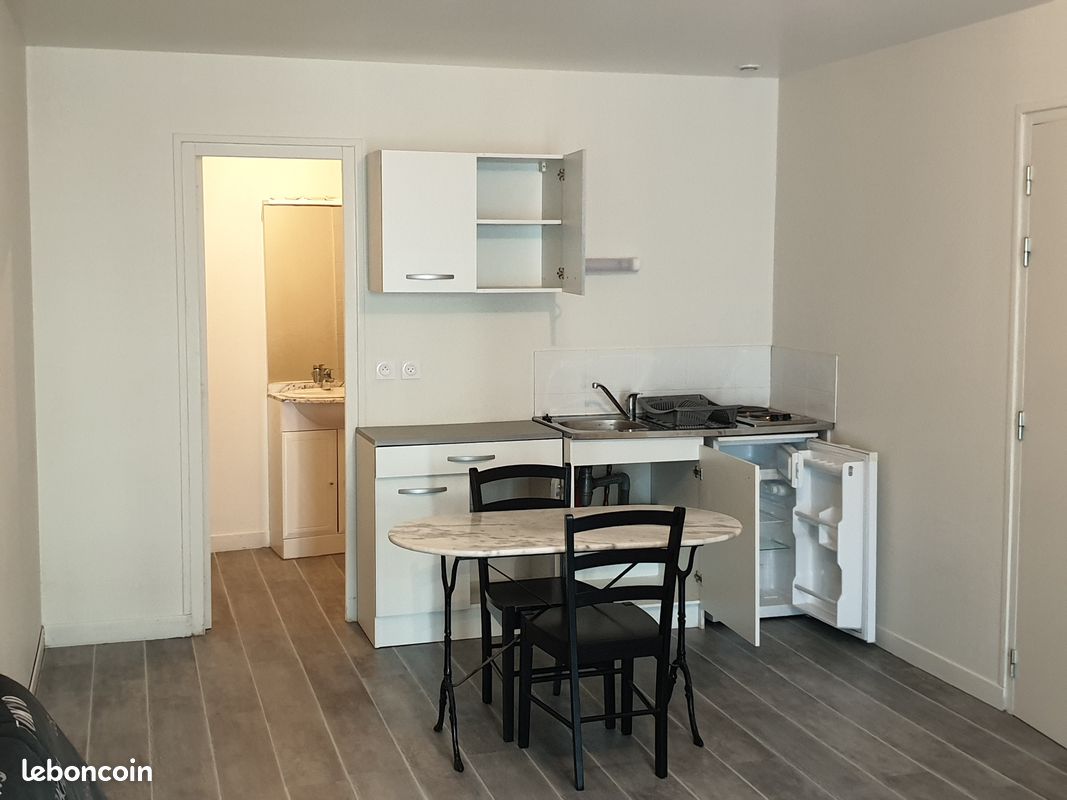 Appartement 1 pièce 28 m² · à Bazeilles · 28 m² · 400 €/mois
