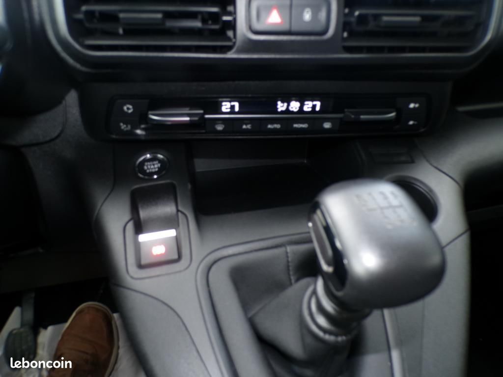 Toyota Proace City 1.5 D-4D 100 MEDIUM STYLE (image 18)