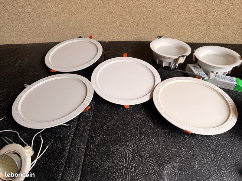 Vend lots de spots et Downlight (image 3)