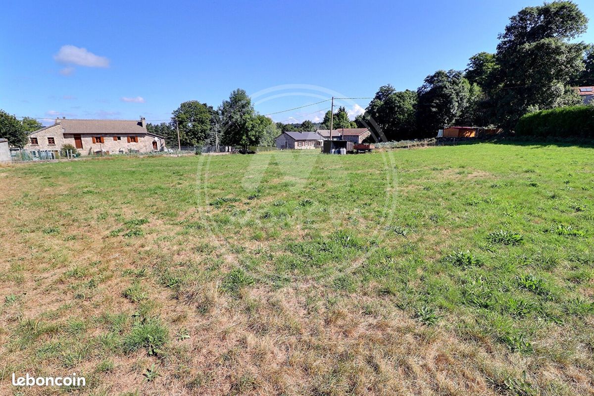 Terrain 3640 m² · à Tence · 3 640 m² · 59 000 €
