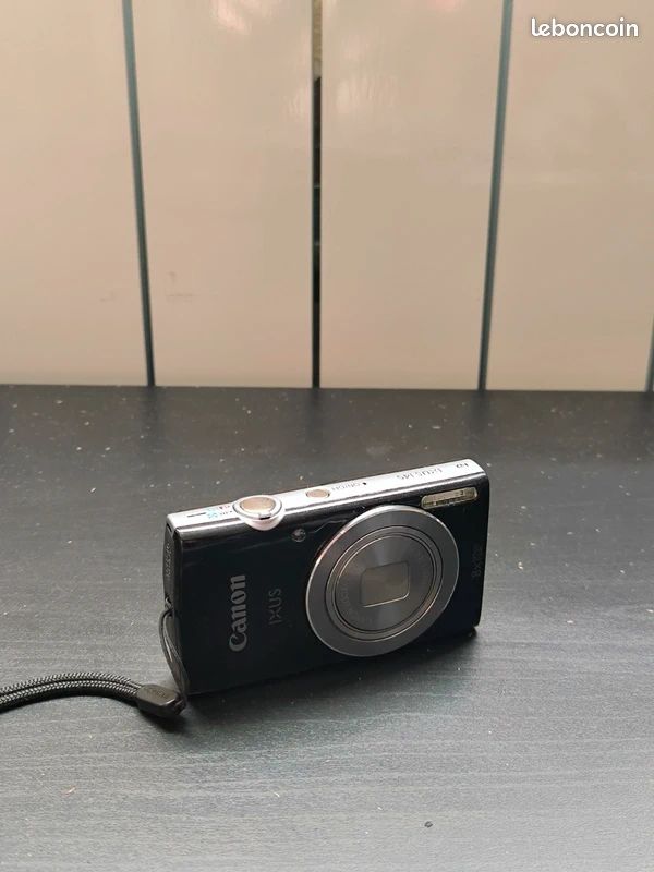 Appareil photo canon noir comme neuf vintage y2k camera