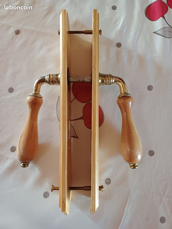 Poignees de portes (image 1)