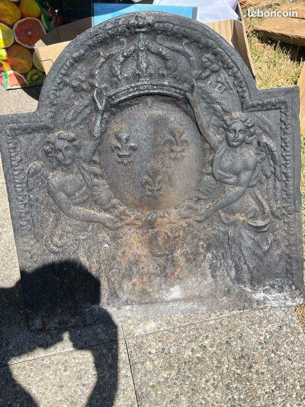 Plaque de fond de cheminée (image 2)