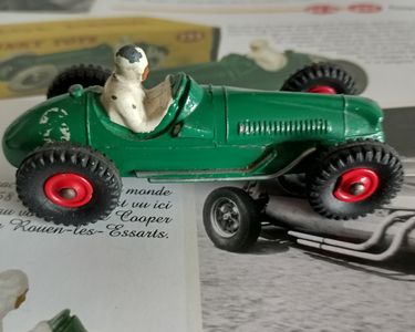 Dinky Toys Cooper Bristol Réf 233 – 1:43, Miniature Bristol Cooper, Occasion