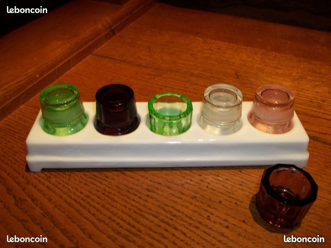 Séries de flacons anciens en verre (image 2)