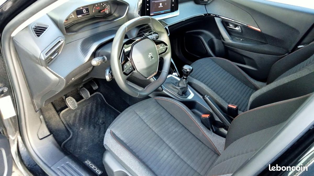 Peugeot 2008 BlueHDi 110 S&S BVM6 Active Pack (image 5)