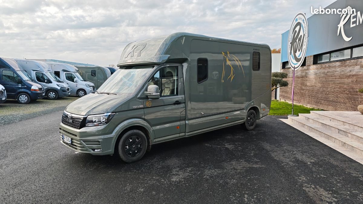 Camion VL 2 chevaux Krismar Man 5 places assises Stalles (image 3)
