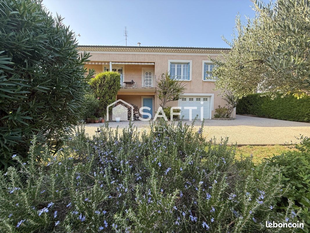 Maison 7 pièces 115 m² · à Grignan · 115 m² · 359 000 €