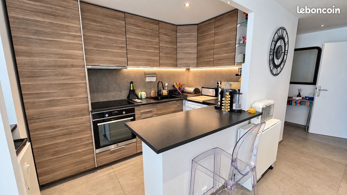 Appartement 3 pièces 60 m² · à Sanary-sur-Mer · 60 m² · 1 200 €/mois