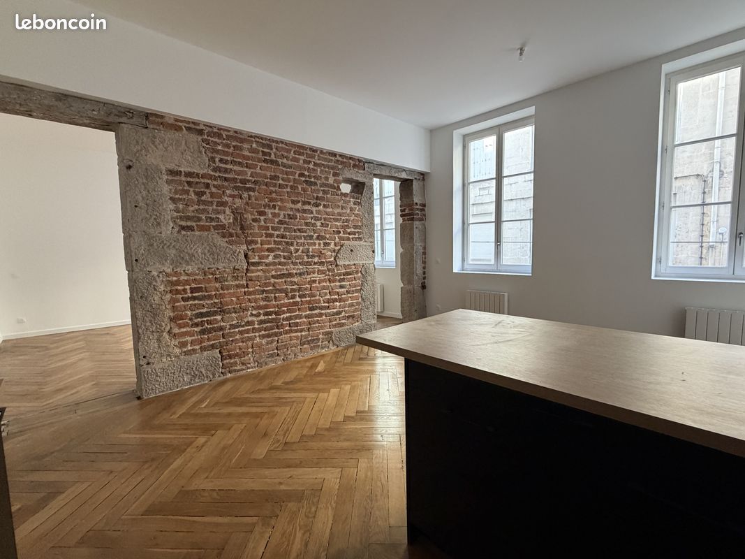 Appartement 4 pièces 101 m² · à Saint-Étienne · 101 m² · 169 000 €