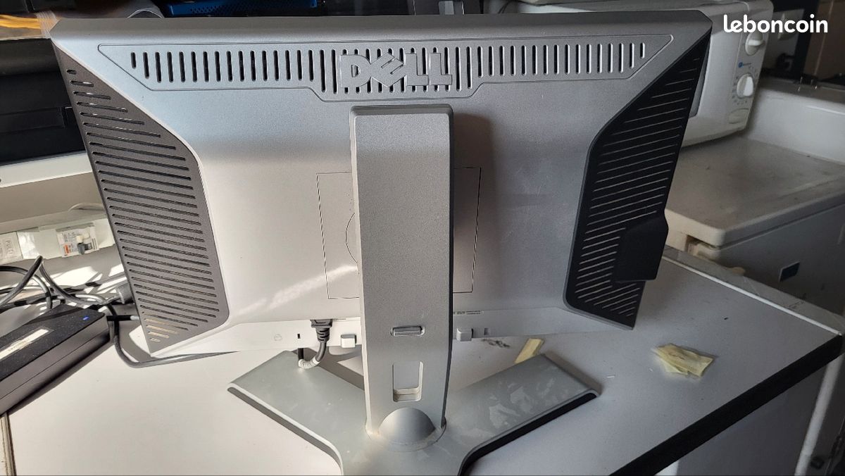 Ecran 20" Dell 2009Wt (image 2)