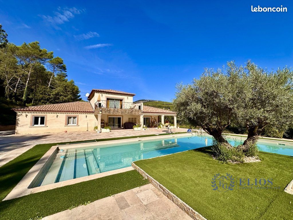 Maison 6 pièces 357 m² · à Besse-sur-Issole · 357 m² · 1 036 000 €