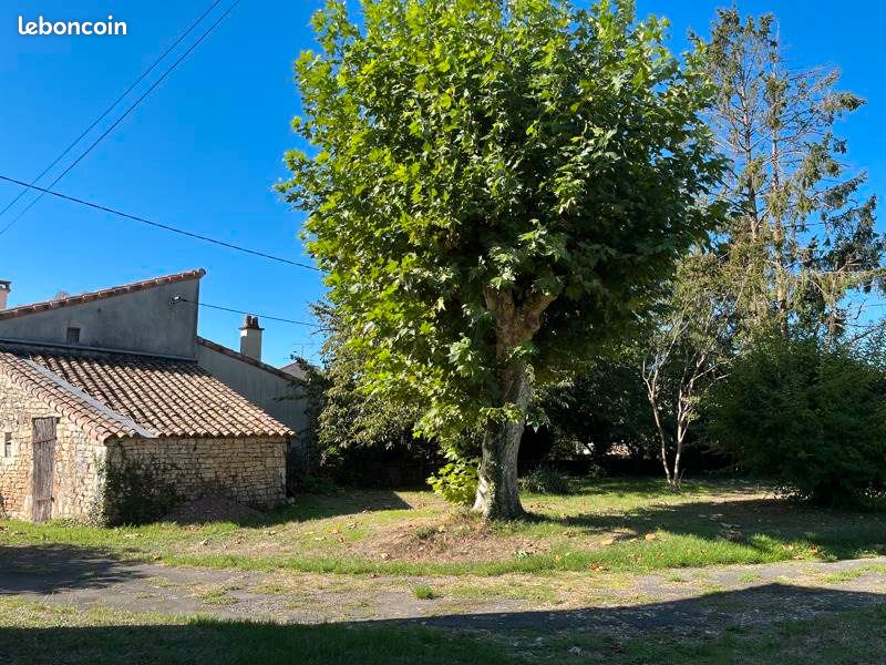 Maison 4 pièces 72 m² · à Aigondigné · 72 m² · 87 920 €