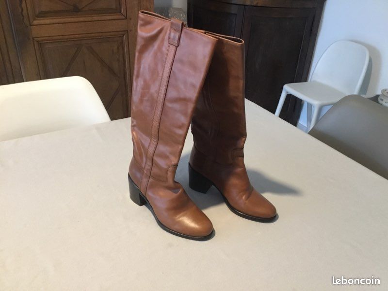 Bottes En Caoutchouc Genou Haut Pour Femmes Carlo Pazolini - Taille 9/39 - Couleur Miel - Occasion