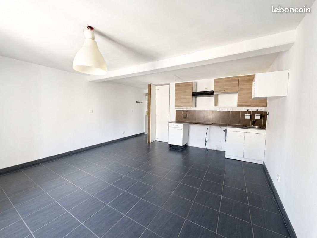 Appartement 2 pièces 37 m² · à Fontaines-sur-Saône · 37 m² · 630 €