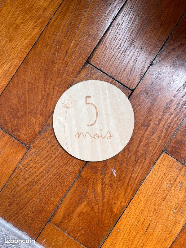 Cartes étapes mois bébé (image 1)