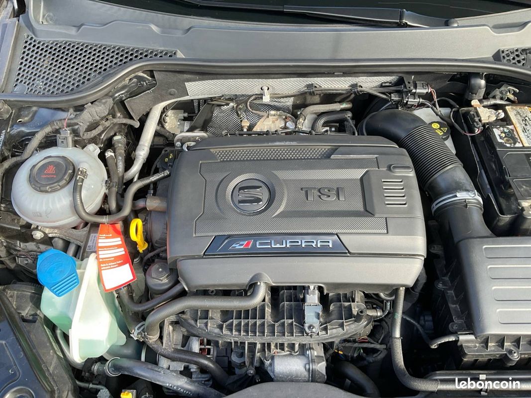 SEAT Leon Sportourer ST 2.0 TSI 300 DSG7 4Drive Cupra (image 19)