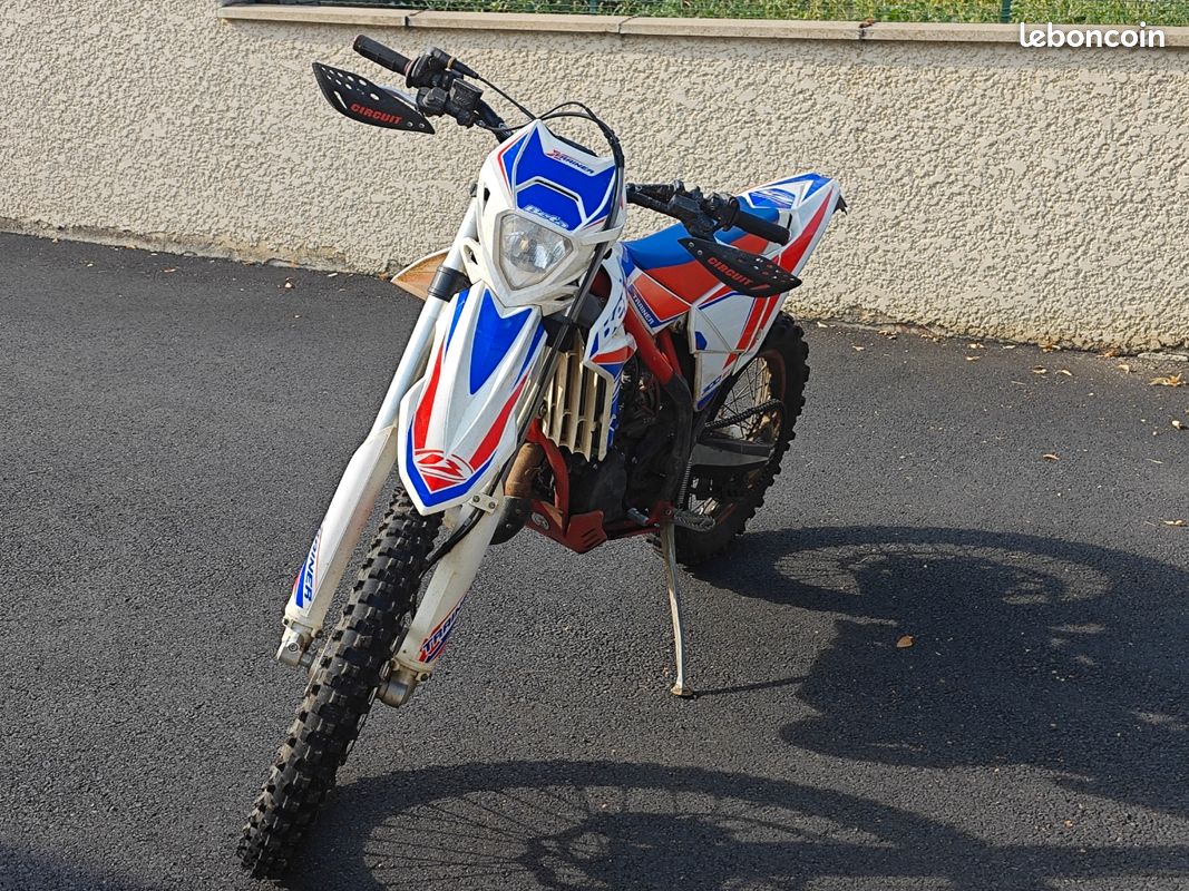 300 Beta X Trainer (image 2)