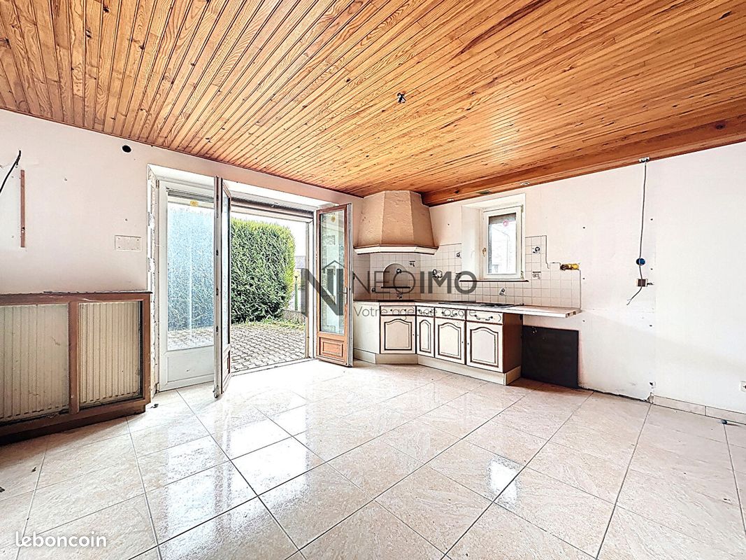 Maison 4 pièces 111 m² · à Pompierre · 111 m² · 39 500 €