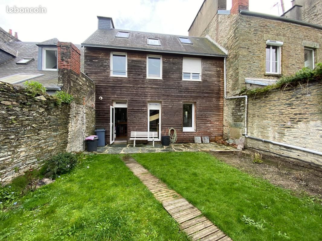 Maison 6 pièces 102 m² · à Cherbourg-en-Cotentin · 102 m² · 1 399 €/mois