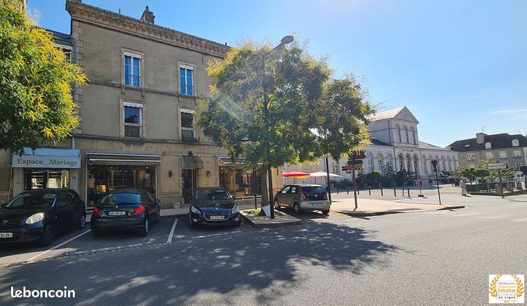 Immeuble 10 pièces 220 m²