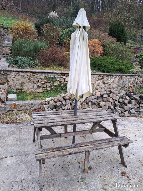Table de pique nique avec parasol (image 1)