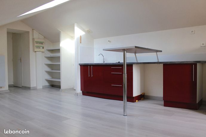 Studio 2 pièces 17 m²