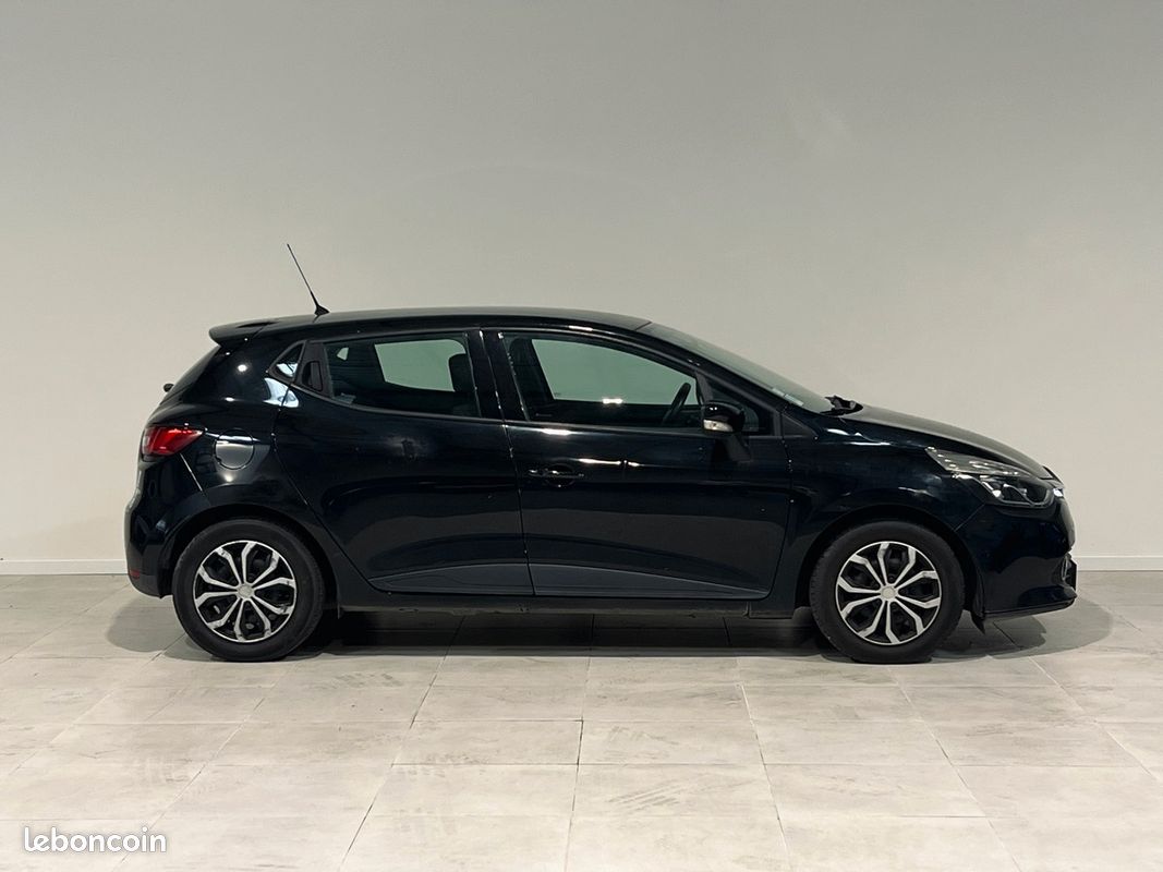 RENAULT Clio IV TCE 90 Zen (image 8)