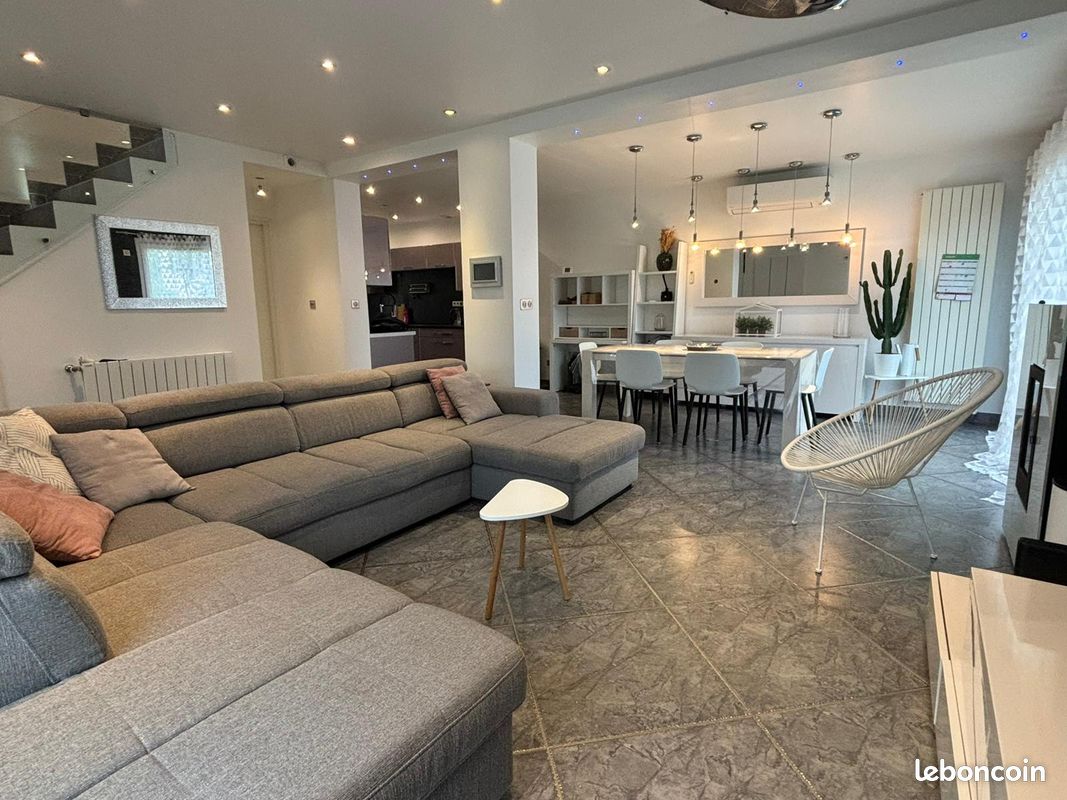 Maison a louer mitry-mory - 6 pièce(s) - 182 m2 - Surfyn