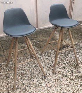Lot De 2 Tabourets De Bar Idimex - Coque Plastique, Pieds Métal - Hauteur 96 Cm - Neuf à Assembler