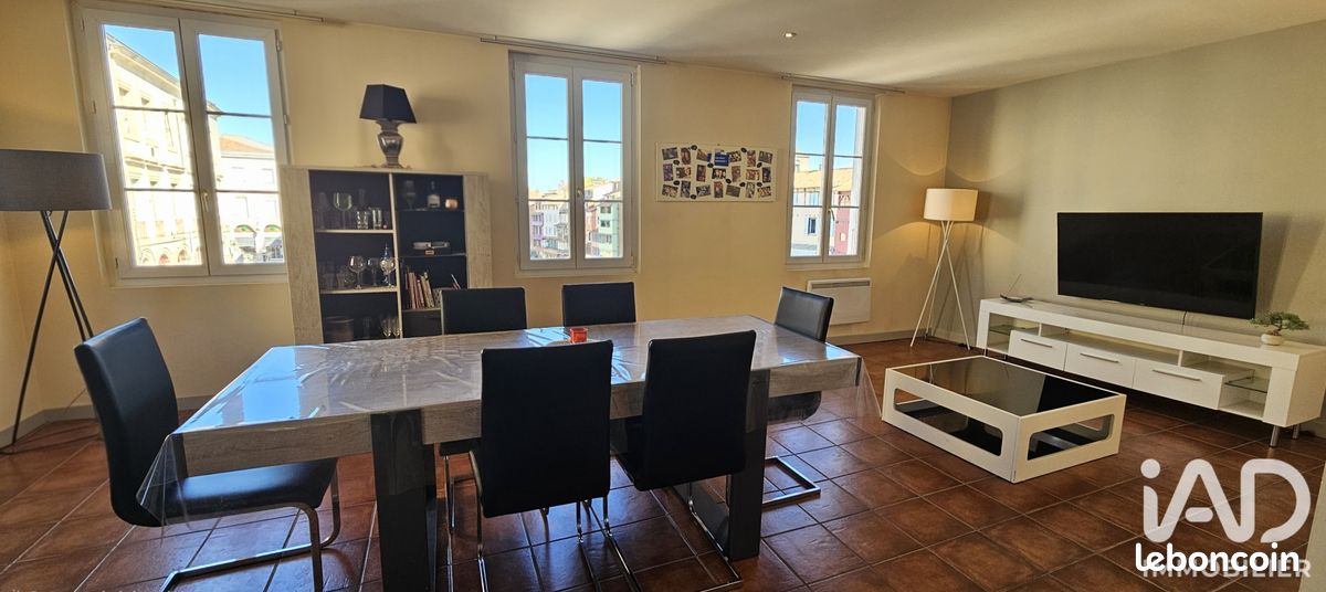 Appartement 4 pièces 103 m² · à Castres · 103 m² · 156 000 €