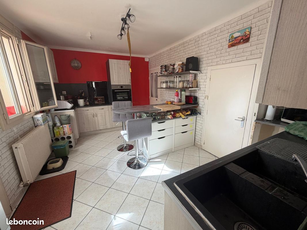 Maison 8 pièces 117 m² · à Mauges-sur-Loire · 117 m² · 191 000 €