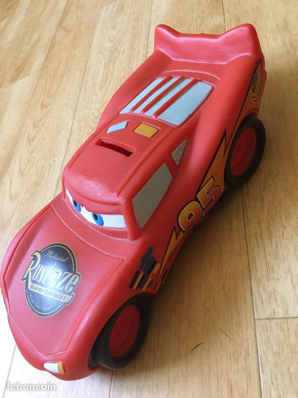 Tirelire CARS (image 1)