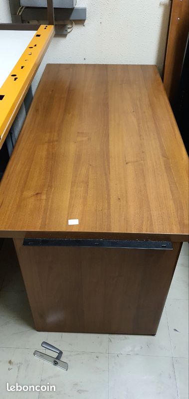 Bureau professionnel (image 1)