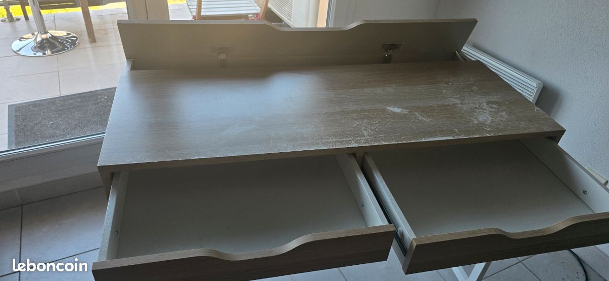 Bureau Alex (image 3)