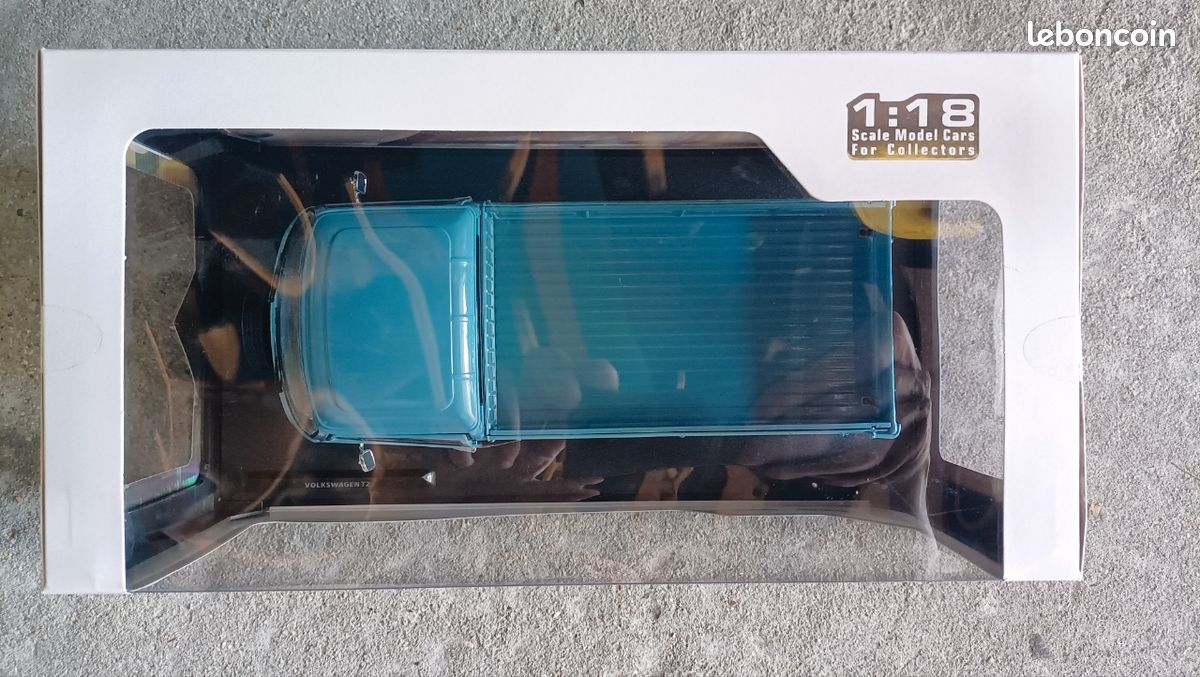 SOLIDO Voiture Combi Volkswagen T2 Pick Up 1968 bleu pétrole 1:18 (image 2)