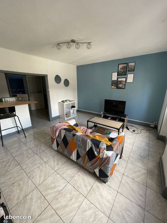 Charmant T2 entièrement meublé au centre de Montluçon