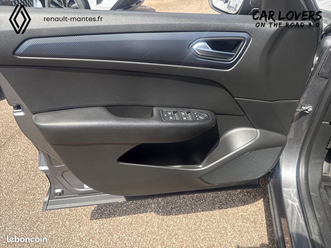 RENAULT Arkana mild hybrid 140 EDC FAP - 22 Evolution (image 17)