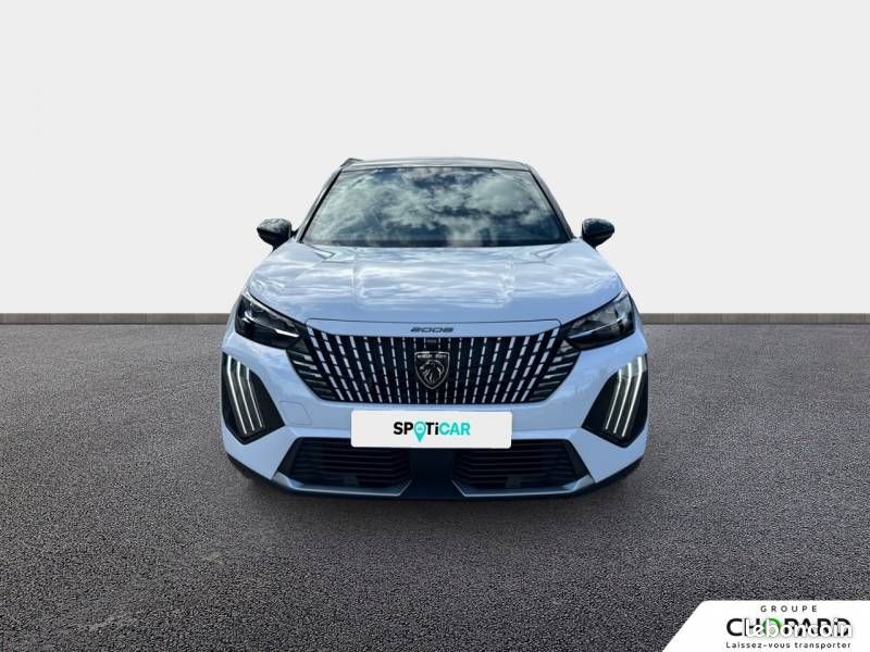 Peugeot 2008 Hybrid 145 e-DCS6 GT Exclusive (image 4)