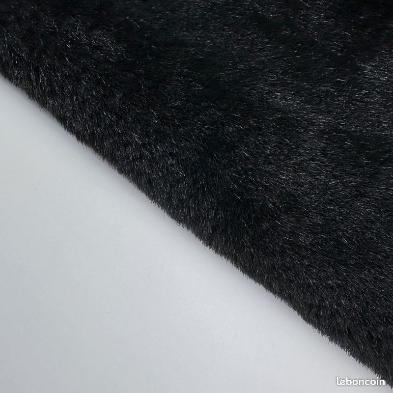 Manteau long en fausse fourrure noire, épaulettes & col châle oversized vintage (image 3)