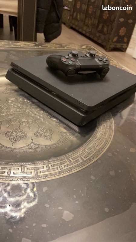 Ps4 + manette (image 2)