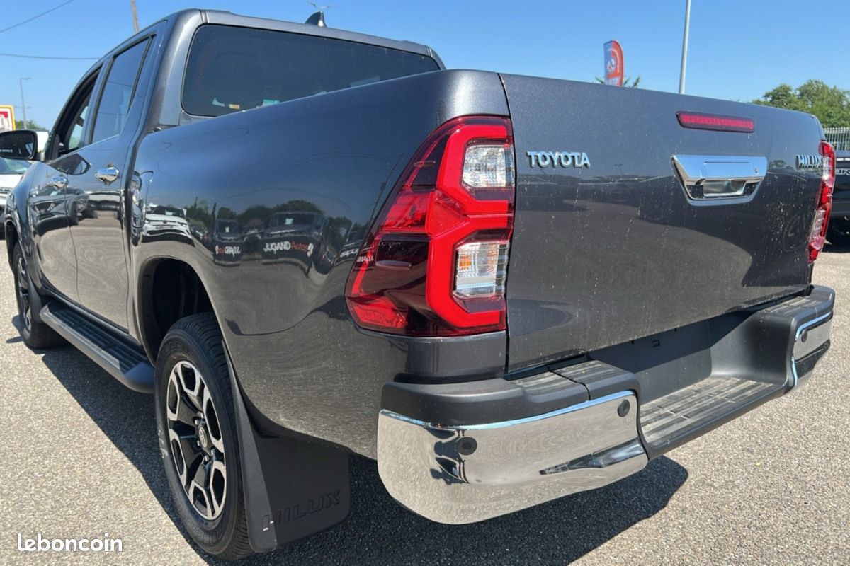 Toyota Hilux 2.8 D4-D 204 BVA EXECUTIVE 4PL (image 15)