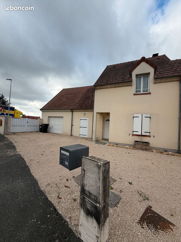 Maison 5 pièces 92 m² · à Saint-Ay · 91,5 m² · 195 000 €