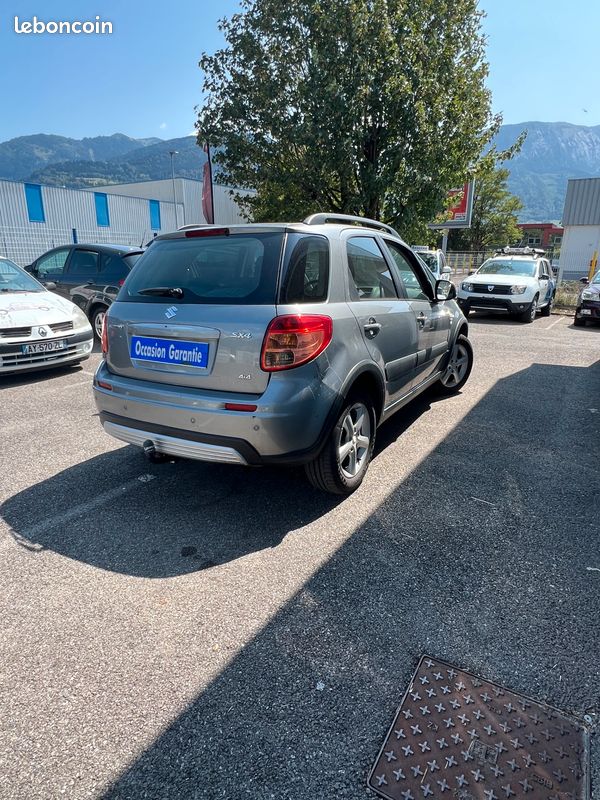 Suzuki SX4 1.9 DDiS 4WD 120 ch – 2009 – 163 377 km – Dépôt-Vente – Distribution faite – Carnet à jour – Garantie 12 mois possible (image 3)