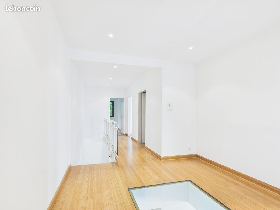 Propriété 7 pièces 339 m² (image 18)