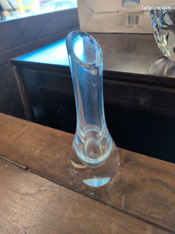 Soliflore modèle Annick cristal de Baccarat h : 17 cm (image 1)