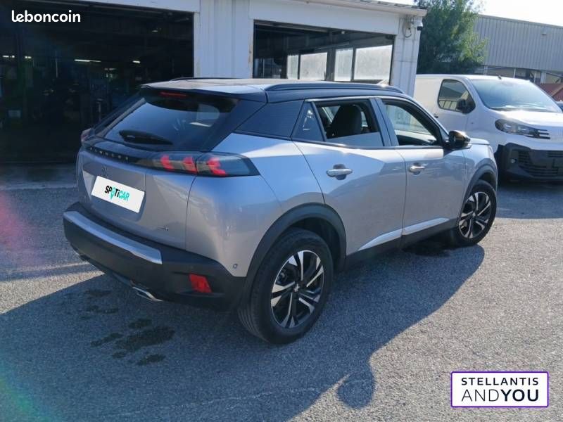 Peugeot 2008 PureTech 130 S&S EAT8 GT (image 10)