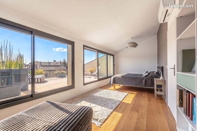 Maison 7 pièces 300 m² — 10